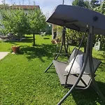 Ca'melia Villa *