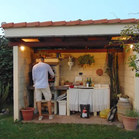 别墅 Ca'melia 萨尔扎纳