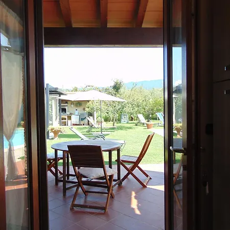 别墅 Ca'melia 萨尔扎纳