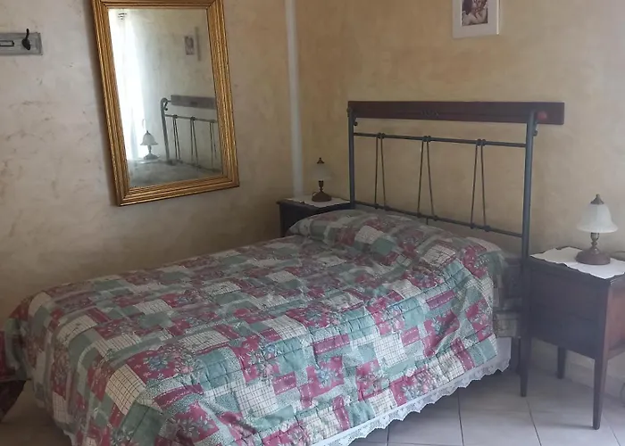 Ca'melia Sarzana